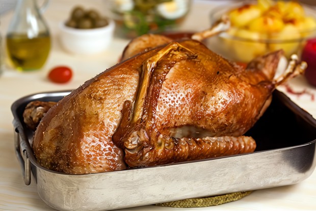 Индейка с яблоками