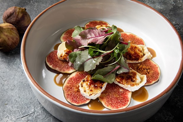 Инжир с козьим сыром