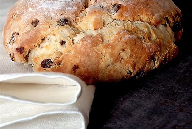 Ирландский хлеб из пресного теста