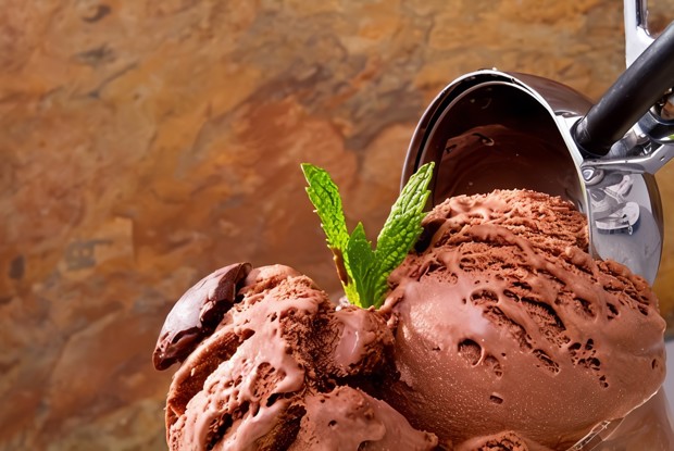 Итальянское шоколадное мороженое (Gelato)