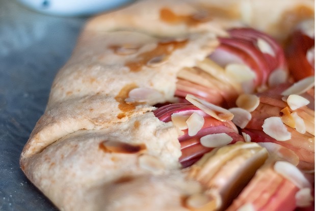 Яблочная галета c миндалем