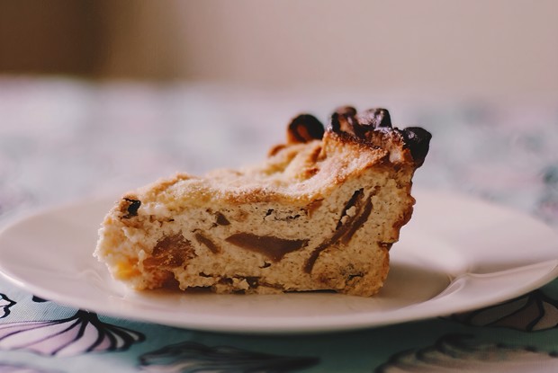 Яблочная творожная запеканка