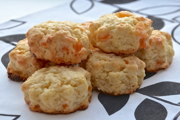 Яблочные сконы с лимоном