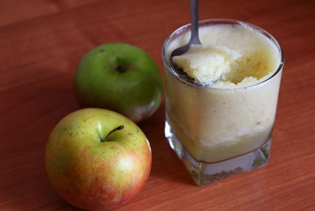 Яблочный мусс-самбук