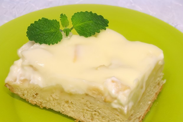 Яблочный пирог с кремом