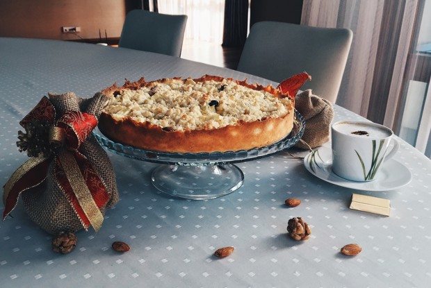 Яблочный пирог со штрейзелем