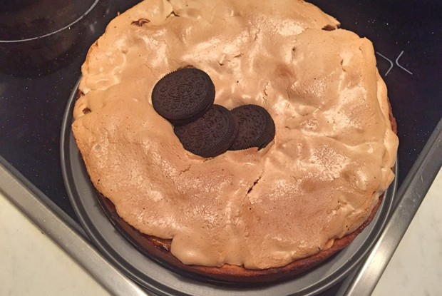 Яблочный торт с безе