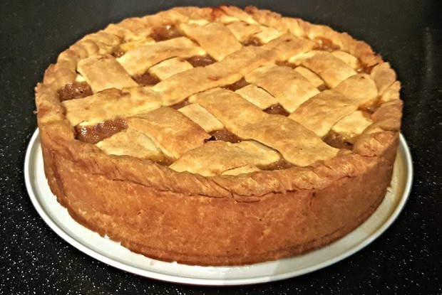 Яблочно-ананасовый пирог