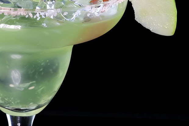 Яблочно-лаймовый зеленый пунш