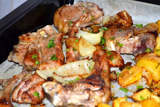 Ягненок с картофелем