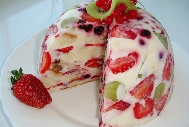 Ягодный десерт