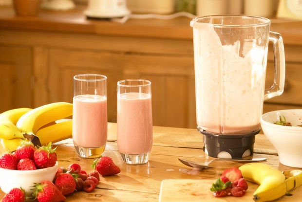 Ягодно-банановый коктейль