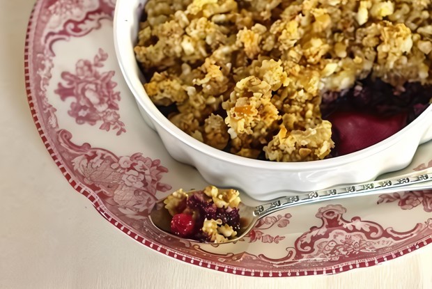 Ягодно-творожная крошка