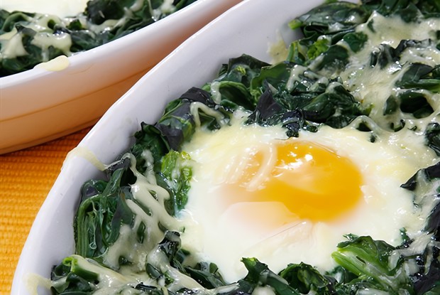 Яйца со шпинатом