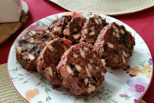 Эстонский десерт «Пестрая собака» (Kirju koer)