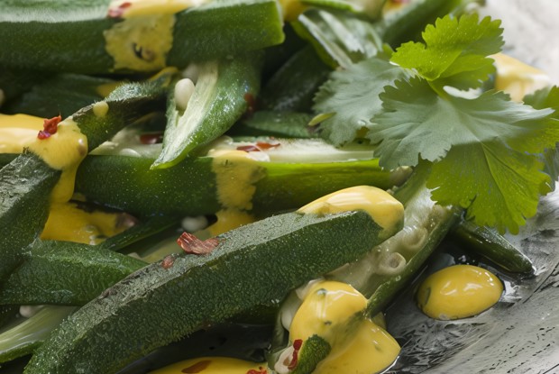 Йогуртовая салатная заправка с карри