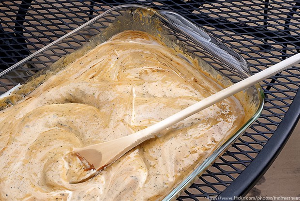 Йогуртовый маринад со специями