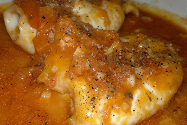 Кальмары в чесночно-томатном соусе