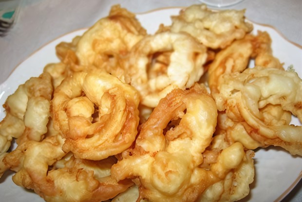 Кальмары в кляре