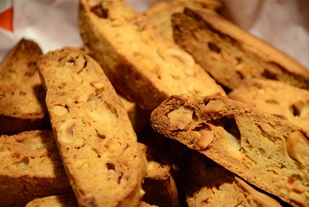 Кантуччи с фундуком (Biscotti di Prato)