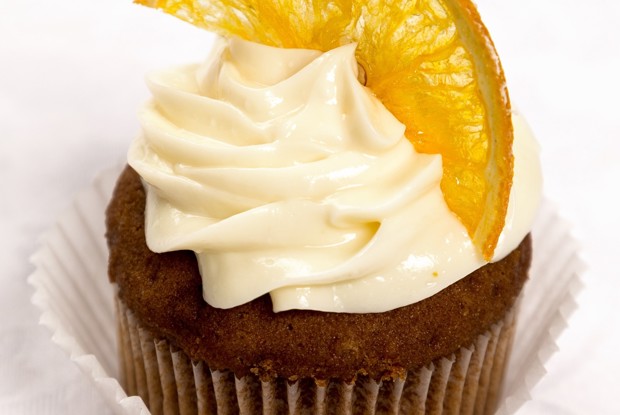 Капкейк со сливочно-апельсиновым кремом