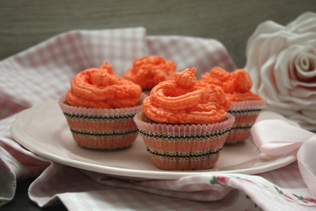 Капкейки с малиной