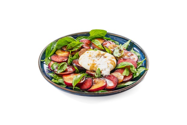 Капрезе со сливами