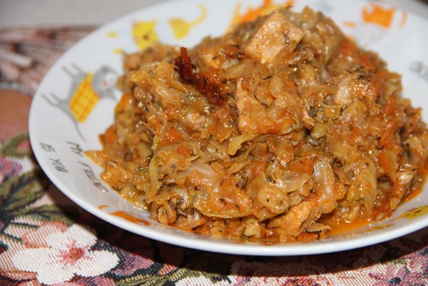 Капуста, тушенная с мясом