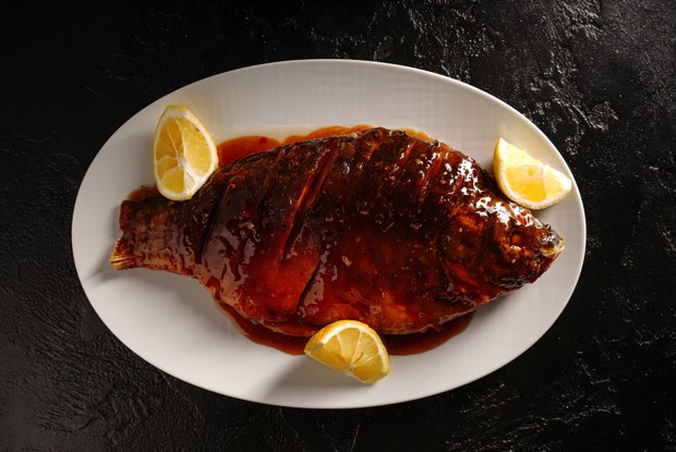 Карп в азиатском стиле