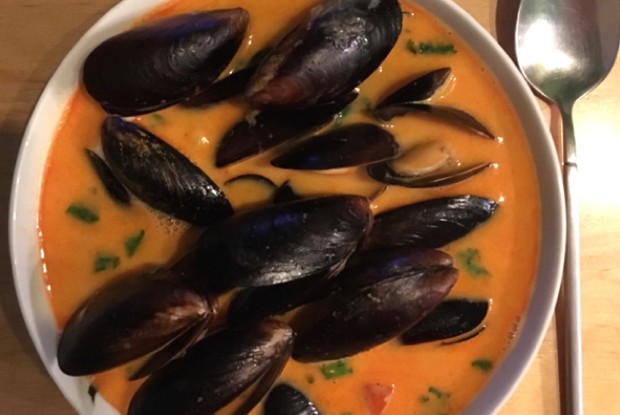 Карри с мидиями