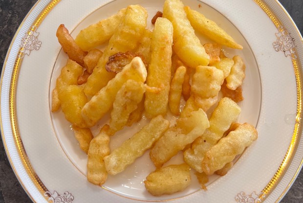 Картофель фри на сковороде