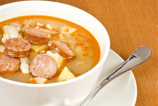 Картофель с чоризо и паприкой