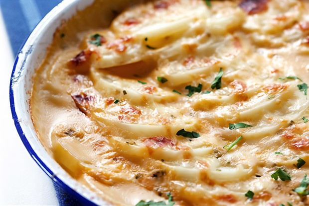Картофель с соусом бешамель