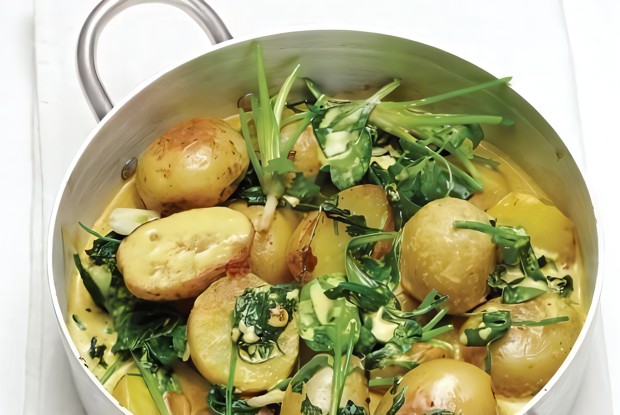 Картофель  со шпинатом