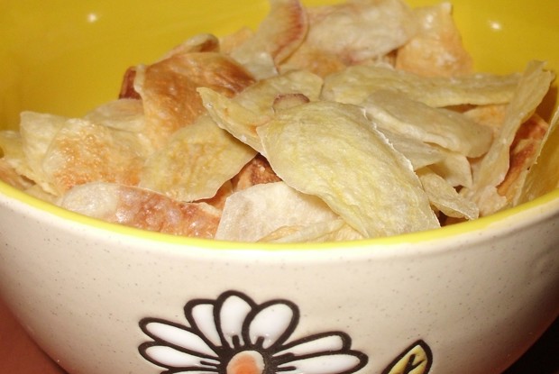 Картофельные чипсы в микроволновке