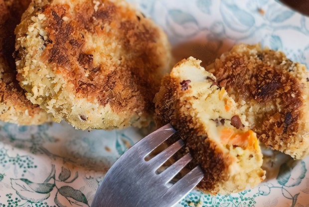 Картофельные котлеты с красной фасолью