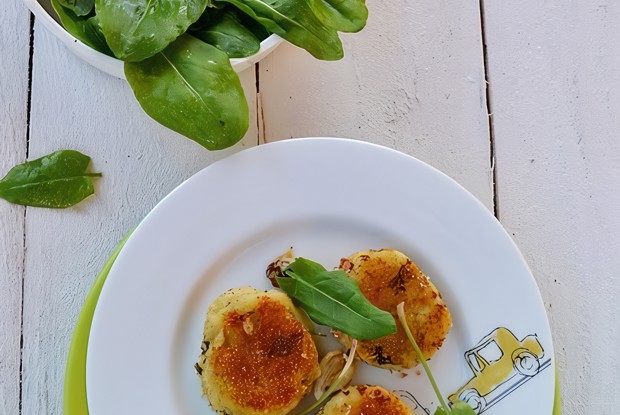 Картофельные котлеты со щавелем