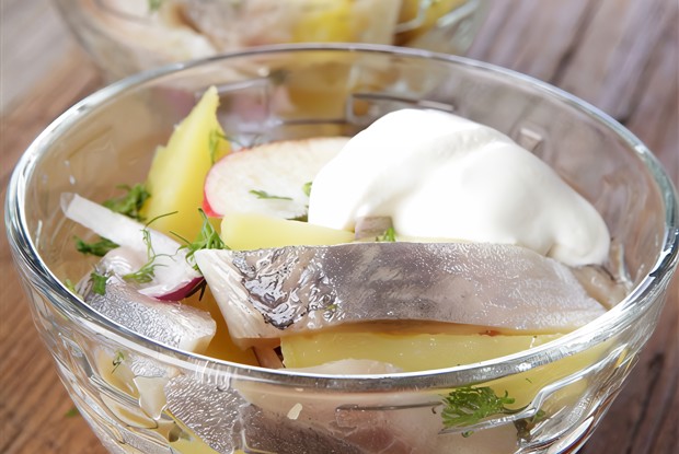 Картофельный салат с сельдью