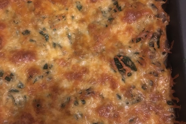 Картофельно-мясная запеканка с грибами и сырной корочкой