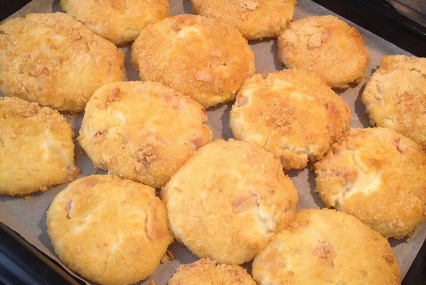 Картофельные котлеты с беконом и сыром