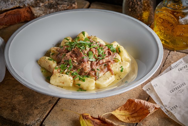 Картофельные ньокки с томленой уткой