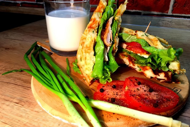 Картофельные вафли с зеленым луком