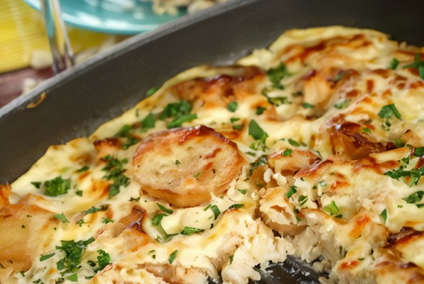 Картофельный гратен с тимьяном в сливочном соусе