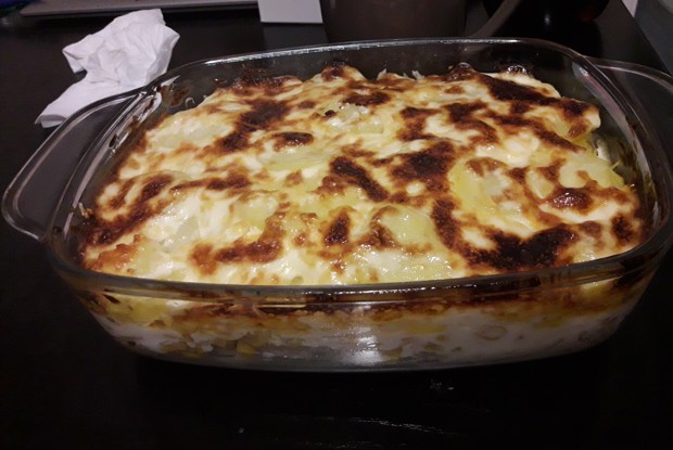 Картошка с курицей по-французски