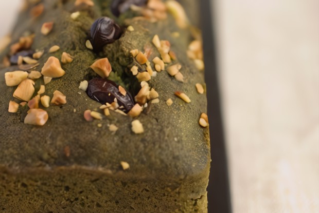 Кекс из зеленого чая с каштанами