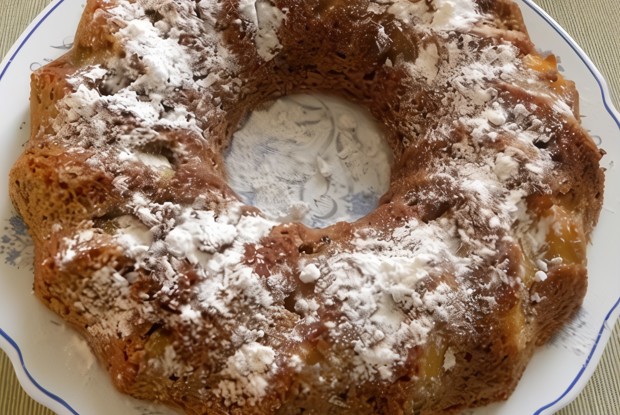 Кекс с абрикосами и орехами