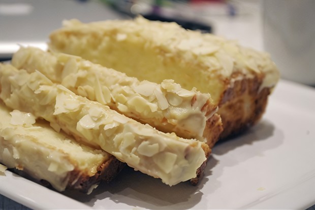 Кекс с белым шоколадом