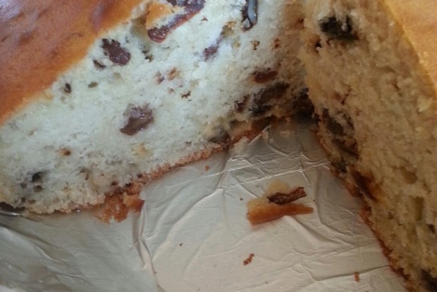 Кекс с изюмом на кефире