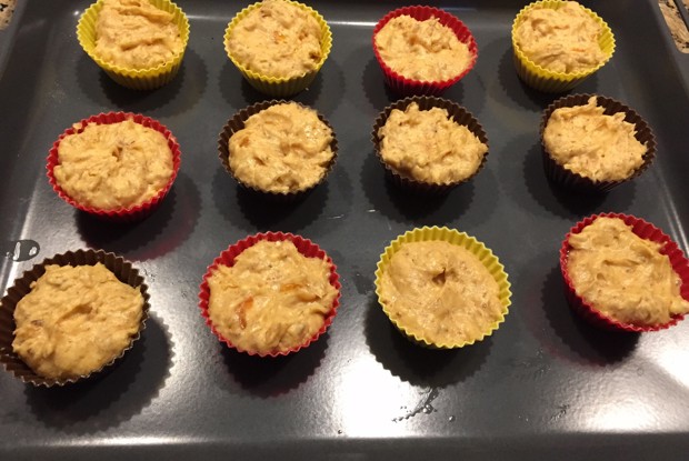 Кексы с хурмой