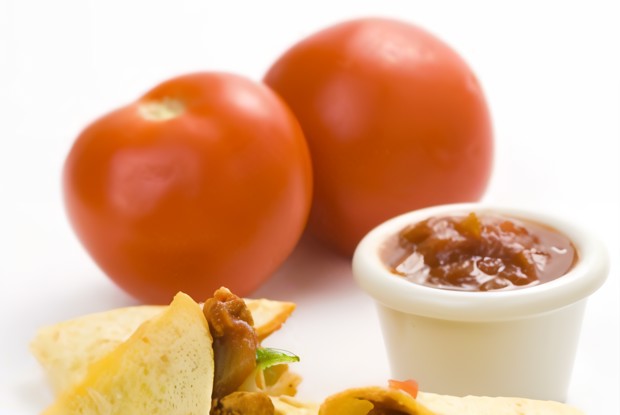 Кесадилья с авокадо и сыром